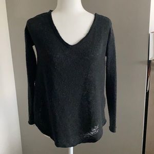 BDG V neck lightweight sweater